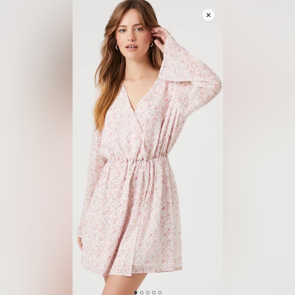 Forever 21 Chiffon Floral Bell-Sleeve Dress size L